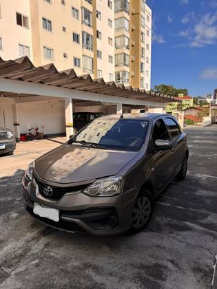 TOYOTA ETIOS 1.3 X 16V FLEX 4P AUTOMÁTICO